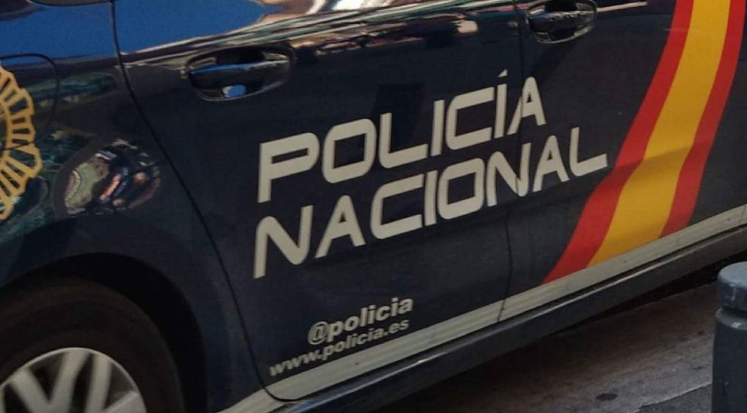Vehículo de la Policía Nacional Vehículo de la Policía Nacional
