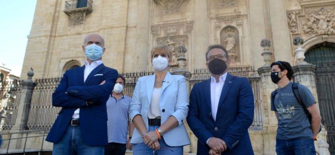 Francisco Díaz, María Cantos y Miguel Castro, expulsados de Ciudadanos. Francisco Díaz, María Cantos y Miguel Castro, expulsados de Ciudadanos.