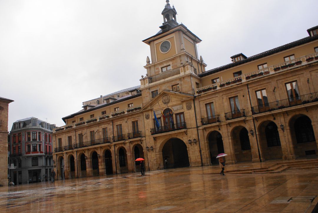 Fachada del Ayuntamiento de Oviedo (Archivo) Fachada del Ayuntamiento de Oviedo (Archivo)