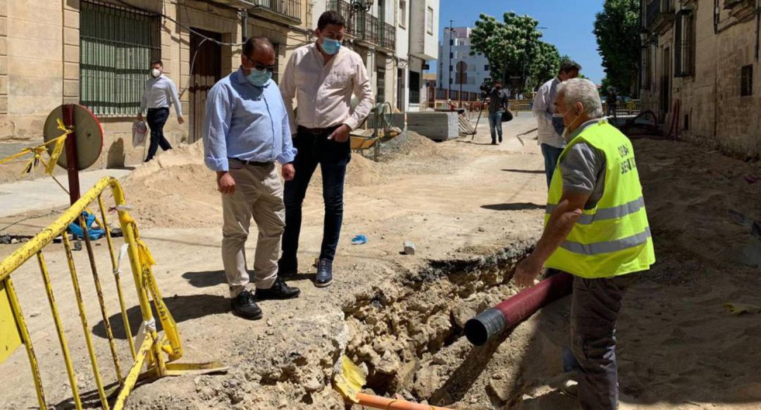 Obra realizada en Baeza dentro del PFEA. Obra realizada en Baeza dentro del PFEA.