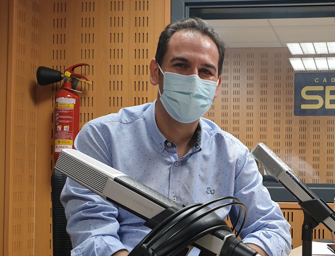Mario Simón en los estudios de la Ser Mario Simón en los estudios de la Ser