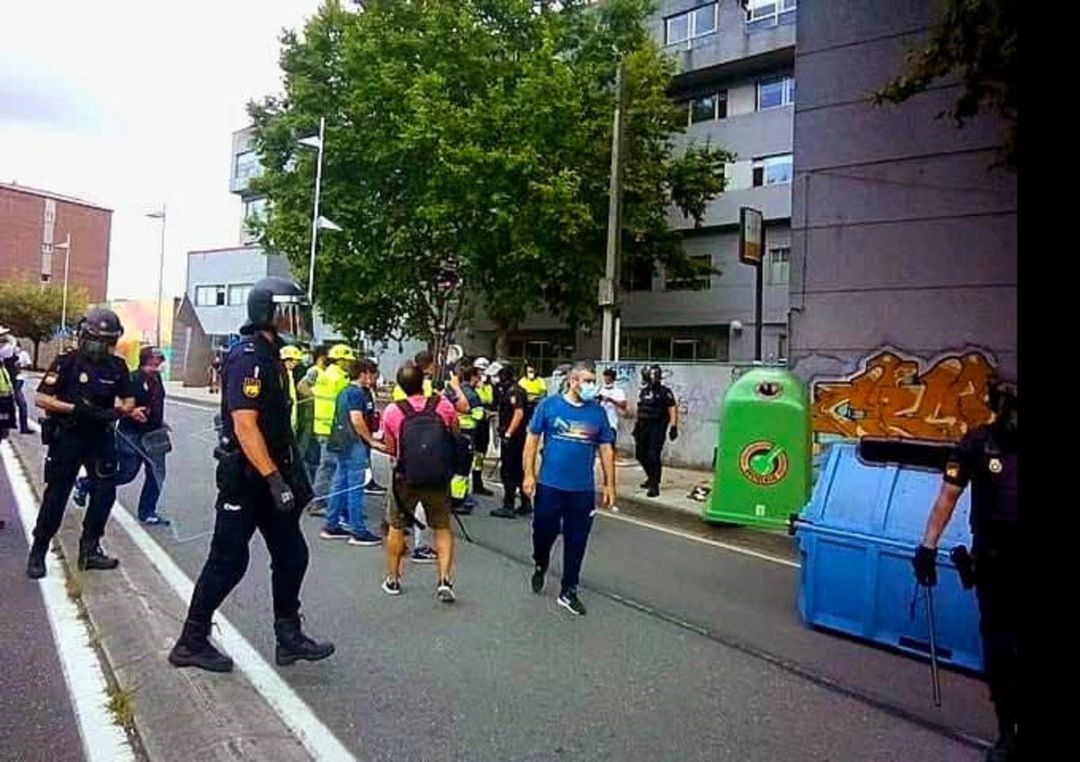 Protestas en la calle de el Comite de Fábrica de Ence Protestas en la calle de el Comite de Fábrica de Ence