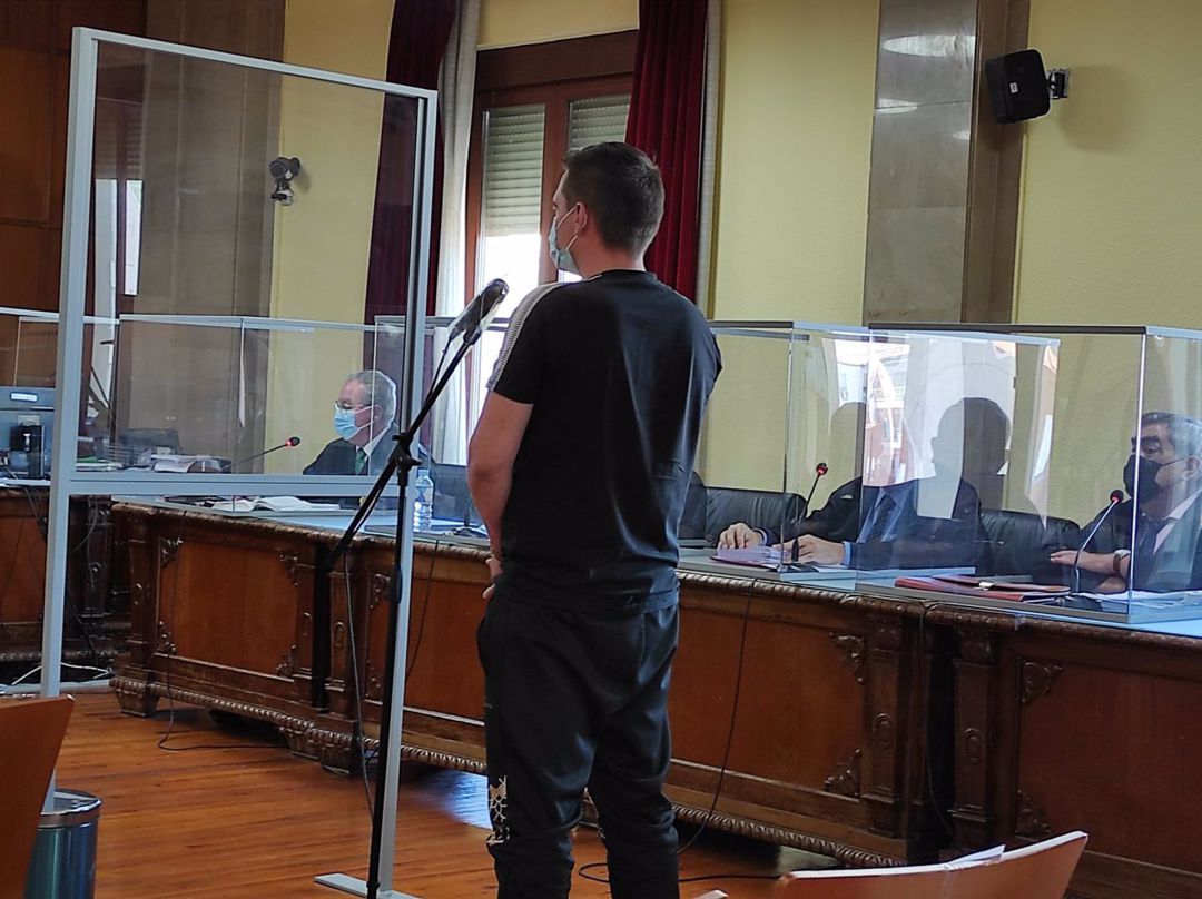 El acusado durante su declaración en el juicio el pasado mes de junio El acusado durante su declaración en el juicio el pasado mes de junio