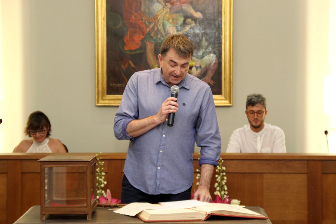 Santiago Aguilar, el concejal que renuncia al acta Santiago Aguilar, el concejal que renuncia al acta