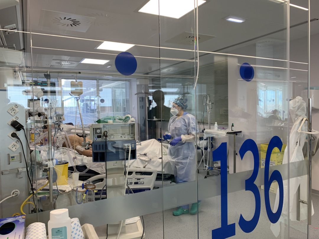 UCI del Hospital Clínico de Málaga UCI del Hospital Clínico de Málaga