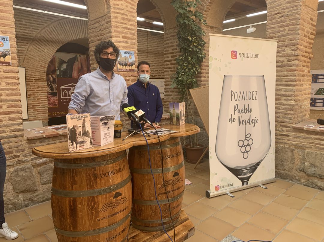 El alcalde de Pozaldez, David Pereira y el concejal, Daniel Carrión han presentado las Fiestas de los Novillos El alcalde de Pozaldez, David Pereira y el concejal, Daniel Carrión han presentado las Fiestas de los Novillos