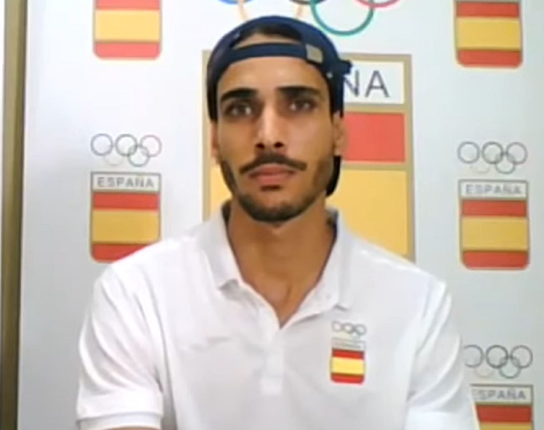 Mo Katir en rueda de prensa Mo Katir en rueda de prensa