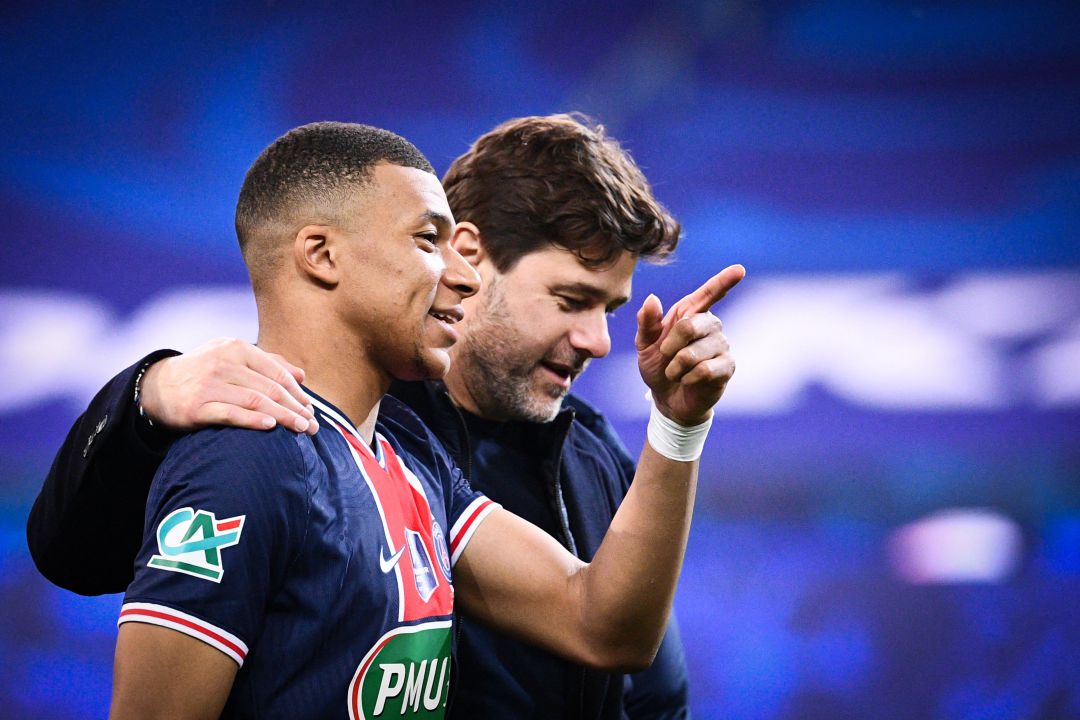 Kylian Mbappé y Mauricio Pochettino con el Paris Saint-Germain Kylian Mbappé y Mauricio Pochettino con el Paris Saint-Germain