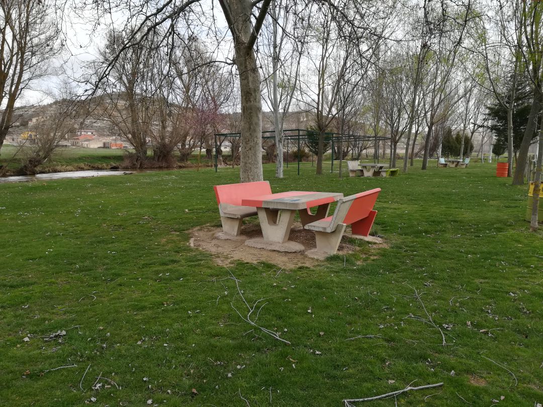 Las mesas del Parque 'Alforjillas' se decoraron el año pasado haciendo un guiño al ausente Verano Cultural 2020 Las mesas del Parque 'Alforjillas' se decoraron el año pasado haciendo un guiño al ausente Verano Cultural 2020