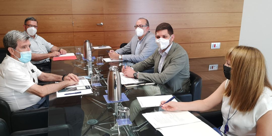 Reunión entre la Autoridad Portuaria de Valencia y el Ayuntamiento de Gandia Reunión entre la Autoridad Portuaria de Valencia y el Ayuntamiento de Gandia