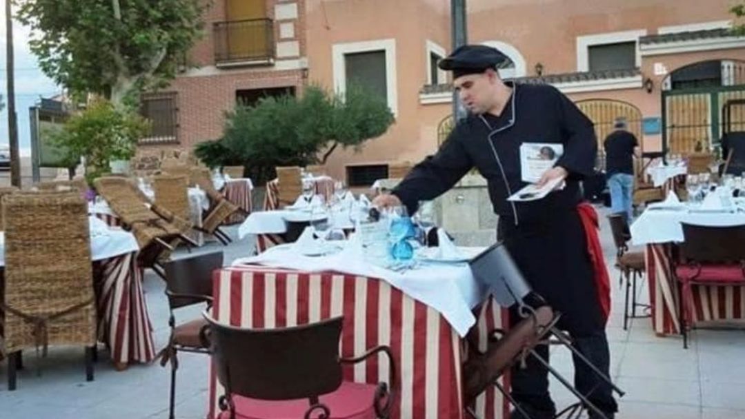 Asador El Toril celebra su 23 aniversario haciendo disfrutar a nuestros paladares como desde el primer día Asador El Toril celebra su 23 aniversario haciendo disfrutar a nuestros paladares como desde el primer día