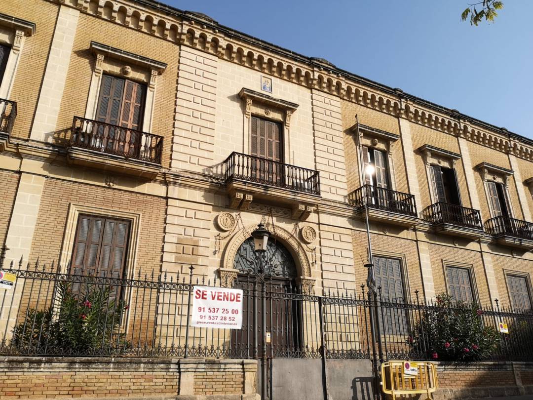 Edificio de la Antigua Comisaría del Arroyo Edificio de la Antigua Comisaría del Arroyo