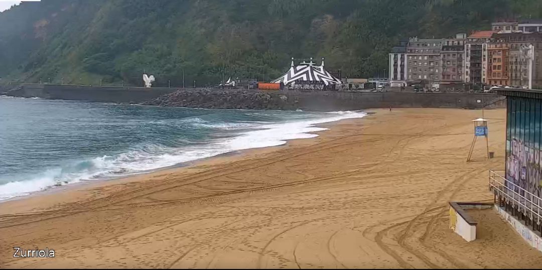 Playa de la Zurriola, esta mañana Playa de la Zurriola, esta mañana