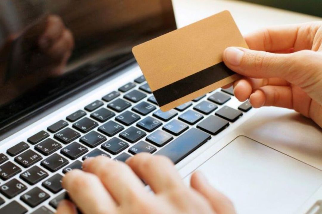 El gasto inducido en los comercios de la plataforma es de 10.000€ El gasto inducido en los comercios de la plataforma es de 10.000€