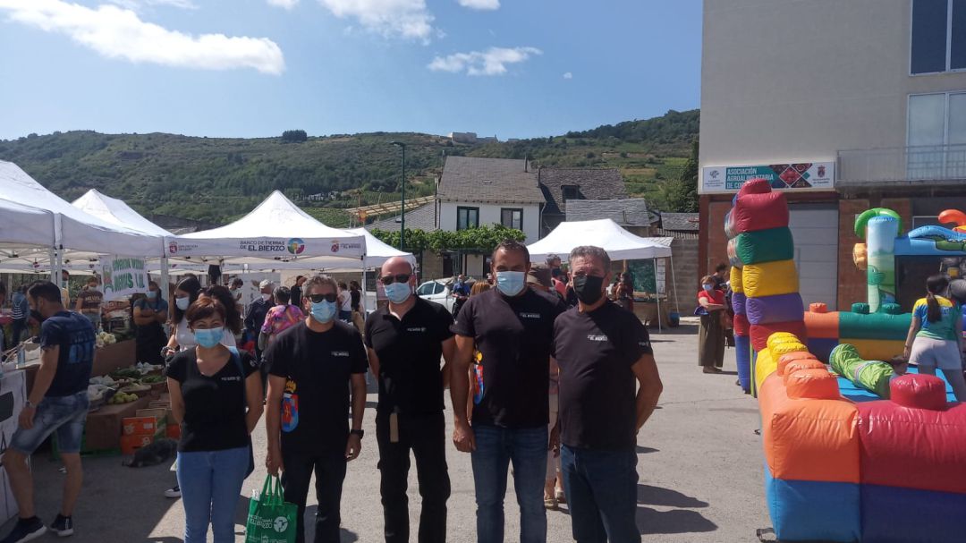 Los responsables del Banco de Tierras y organizadores de la Feria Los responsables del Banco de Tierras y organizadores de la Feria