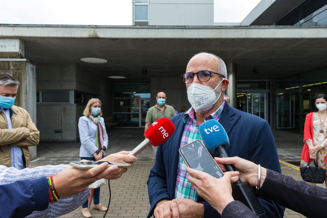 El consejero de Sanidad, Miguel Rodríguez, en declaraciones a los periodistas El consejero de Sanidad, Miguel Rodríguez, en declaraciones a los periodistas