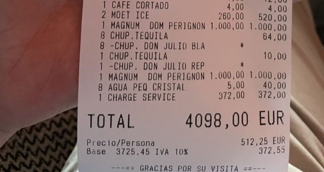 Una cuenta de más de 4.000 euros. Una cuenta de más de 4.000 euros.