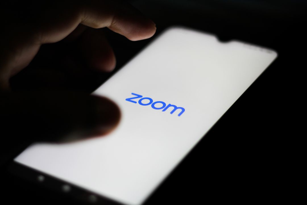 Zoom se ha convertido en una de las aplicaciones de videollamada más populares. Zoom se ha convertido en una de las aplicaciones de videollamada más populares.
