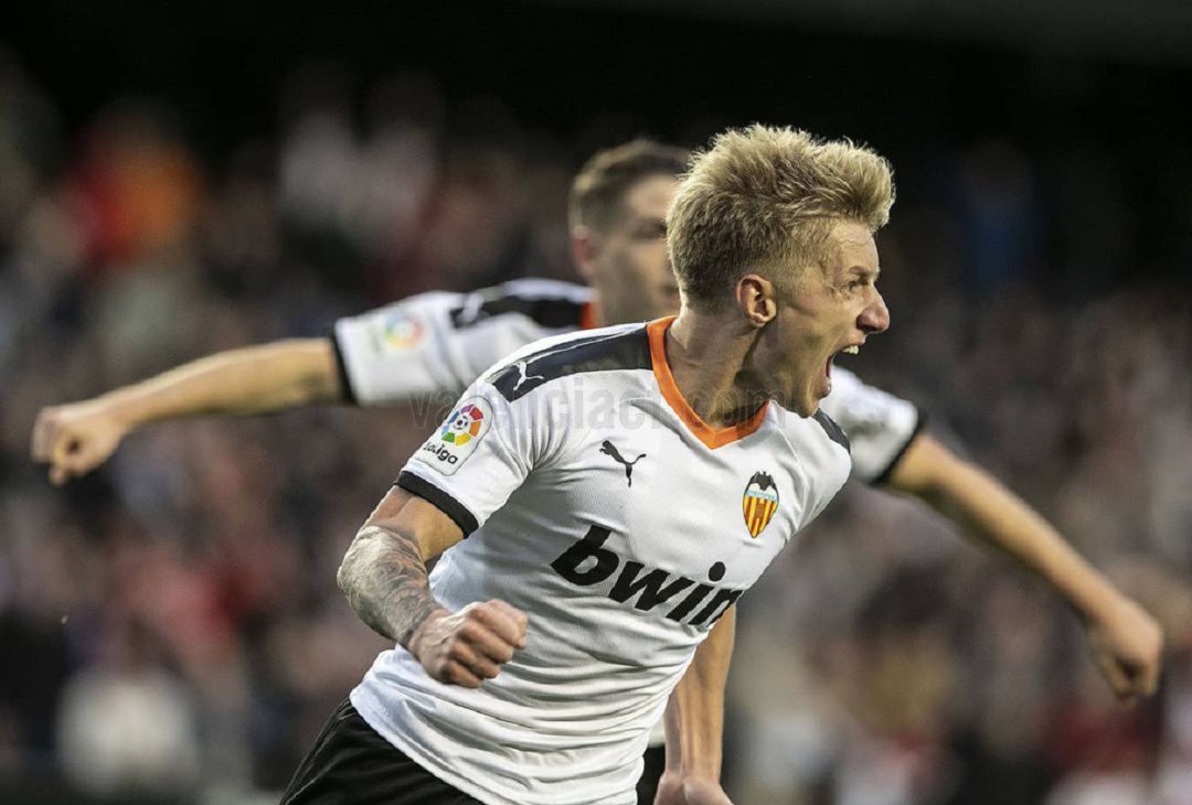 Daniel Wass con el Valencia Daniel Wass con el Valencia