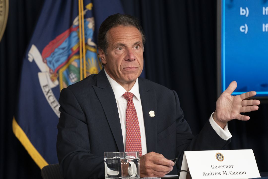 Andrew Cuomo, gobernador de Nueva York, acusado de acosar sexualmente de empleadas y exempleadas. Andrew Cuomo, gobernador de Nueva York, acusado de acosar sexualmente de empleadas y exempleadas.