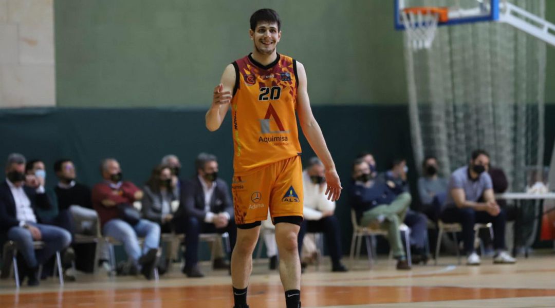 Guillermo Mulero cumplirá su cuarta temporada en LEB Plata Guillermo Mulero cumplirá su cuarta temporada en LEB Plata