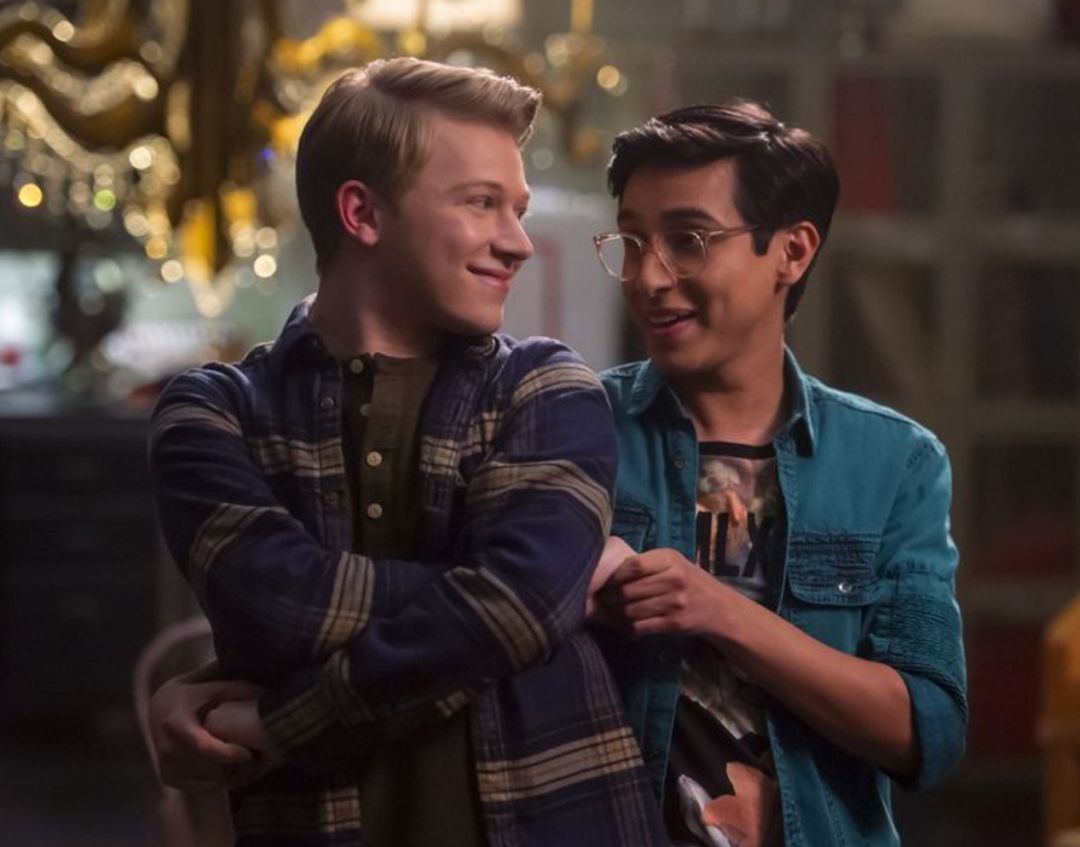 Disney lanza su primera canción entre personas del mismo sexo para visibilizar los derechos de personas LGTBI+. Disney lanza su primera canción entre personas del mismo sexo para visibilizar los derechos de personas LGTBI+.