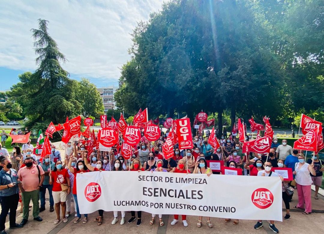 Manifestación de las trabajadoras de servicios de limpieza Manifestación de las trabajadoras de servicios de limpieza