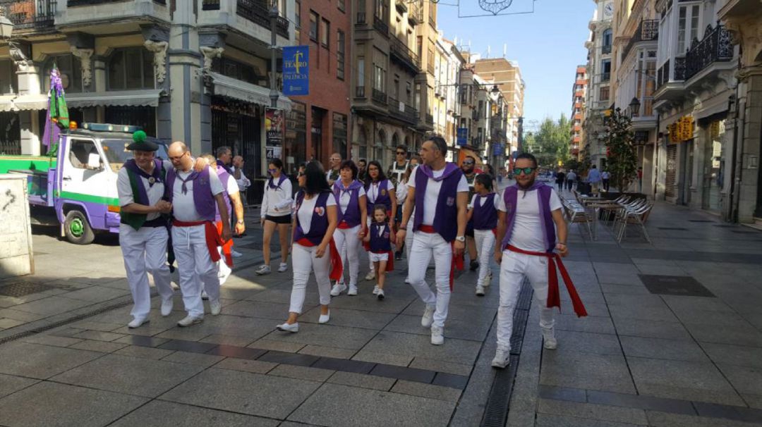 Las peñas de Palencia reclaman más "cariño" del ayuntamiento Las peñas de Palencia reclaman más "cariño" del ayuntamiento