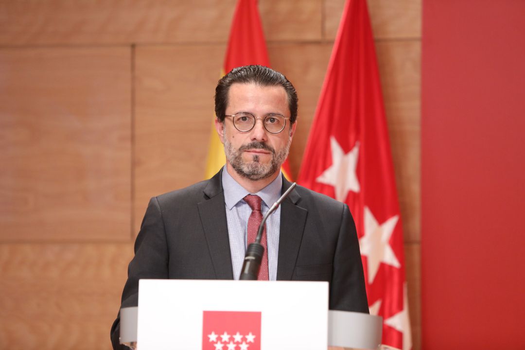 Archivo - El consejero de Hacienda en la Comunidad de Madrid, Javier Fernández Lasquetty, interviene durante una rueda de prensa tras la reunión del Consejo de Gobierno, en la Real Casa de Correos, Madrid (España), a 17 de marzo de 2021. Archivo - El consejero de Hacienda en la Comunidad de Madrid, Javier Fernández Lasquetty, interviene durante una rueda de prensa tras la reunión del Consejo de Gobierno, en la Real Casa de Correos, Madrid (España), a 17 de marzo de 2021.