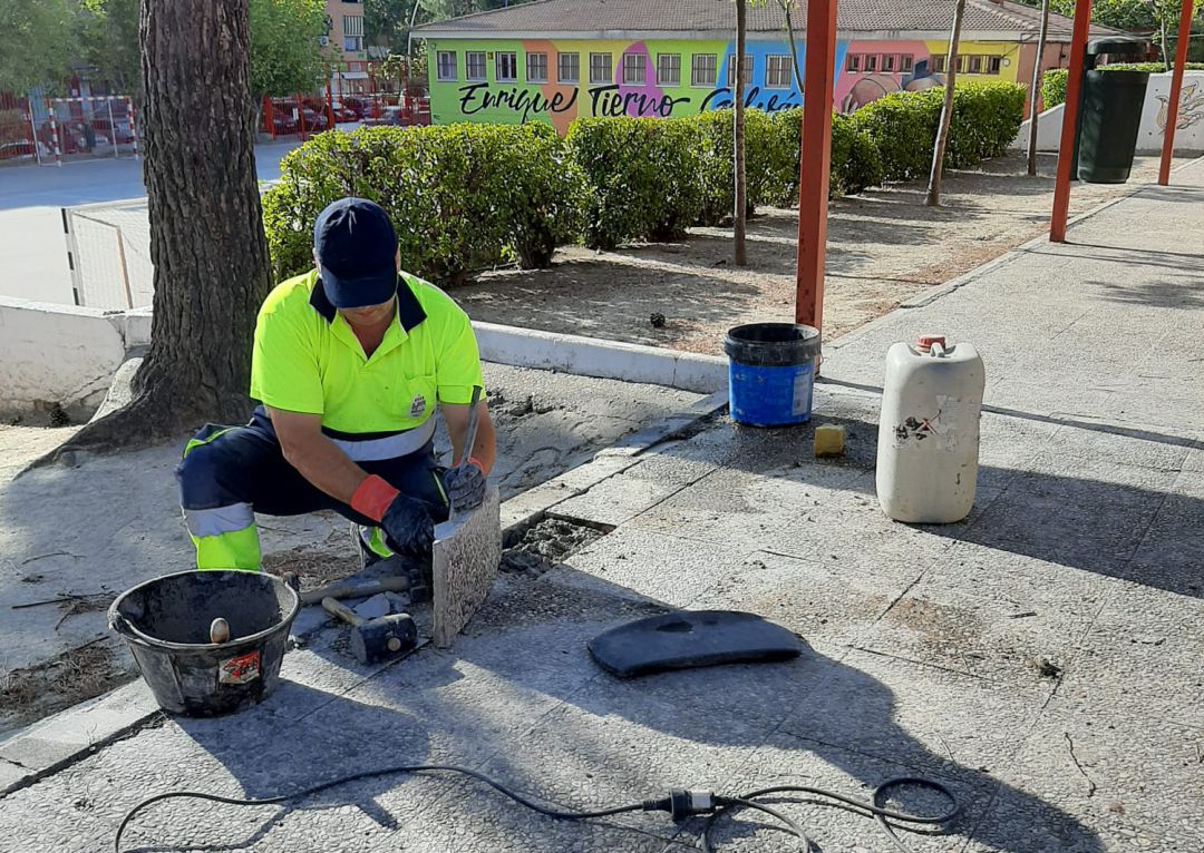 Obras de mantenimiento en colegios y escuelas infantiles. Obras de mantenimiento en colegios y escuelas infantiles.