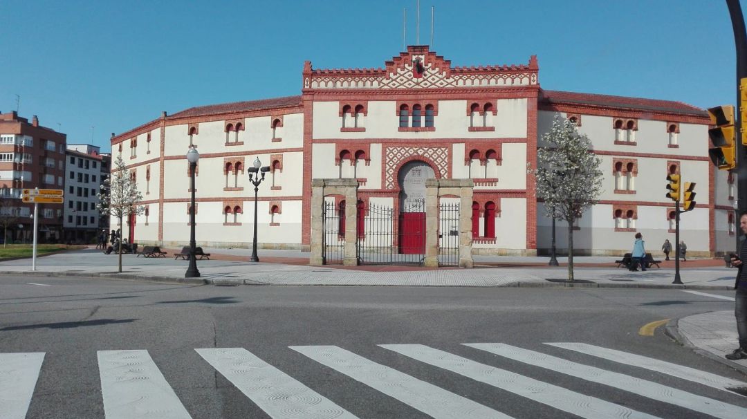 Plaza de Toros de Gijón, "El Bibio" Plaza de Toros de Gijón, "El Bibio"