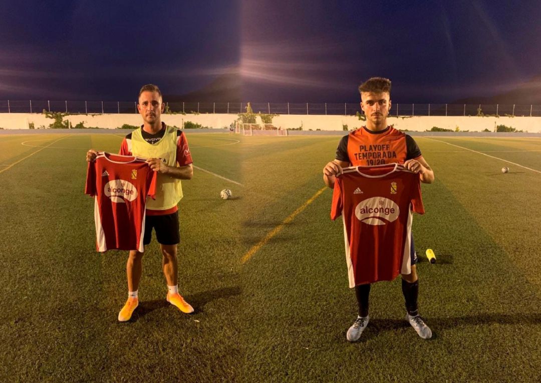 Carrillo, a la derecha y Manu Ogallar, a la derecha, las dos últimas incorporaciones del Jódar C.F. Carrillo, a la derecha y Manu Ogallar, a la derecha, las dos últimas incorporaciones del Jódar C.F.