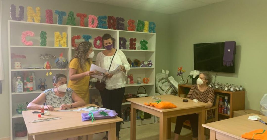 El área de Bienestar Social, dirigida por Patricia Puerta, dedica una partida de 670 mil euros para el mantenimiento de los puntos de promoción de la autonomía personal El área de Bienestar Social, dirigida por Patricia Puerta, dedica una partida de 670 mil euros para el mantenimiento de los puntos de promoción de la autonomía personal