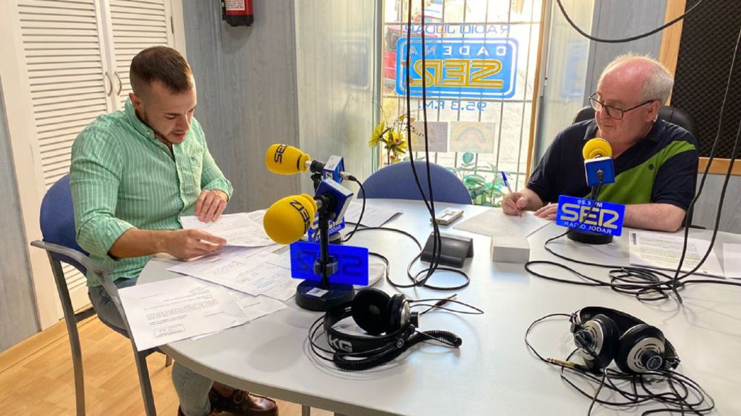 Momento de lsa declaraciones del primer teniente de alcalde del Ayuntamiento de Jódar, Antonio Jesús, Díaz, en nuestros estudios Momento de lsa declaraciones del primer teniente de alcalde del Ayuntamiento de Jódar, Antonio Jesús, Díaz, en nuestros estudios