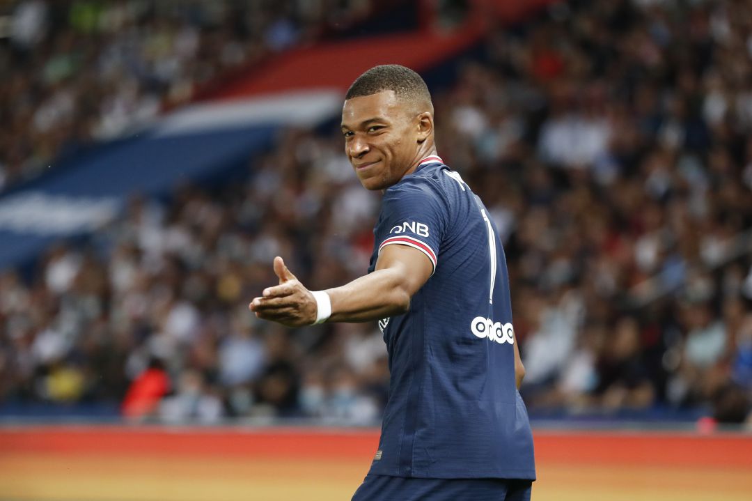Mbappé, en un partido con el PSG Mbappé, en un partido con el PSG