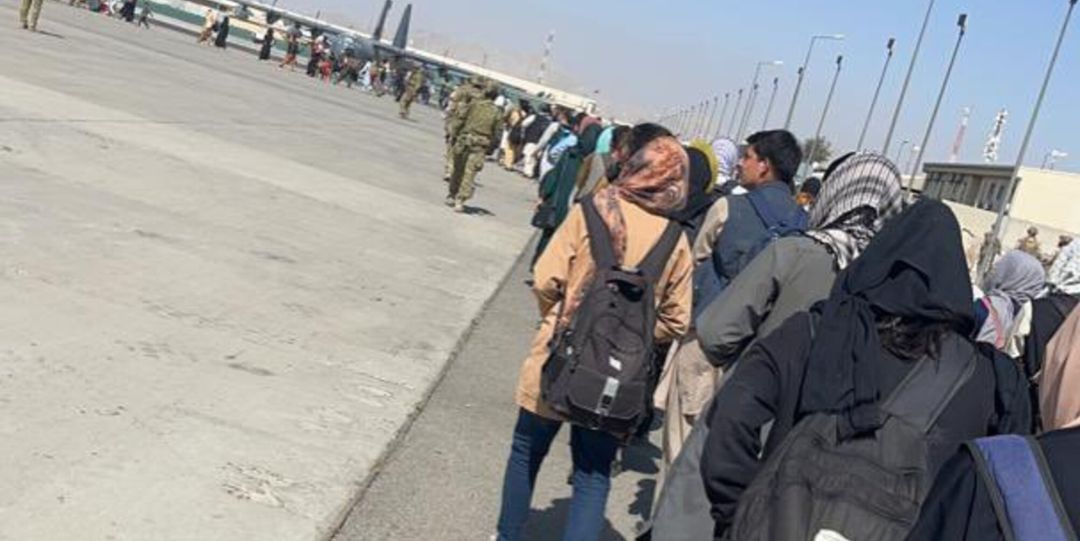 Las jugadoras afganas abandonan Kabul Las jugadoras afganas abandonan Kabul