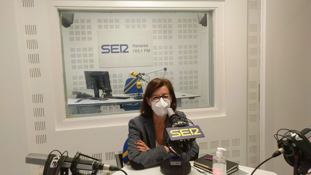 María Aranguren en los estudios de SER Henares. María Aranguren en los estudios de SER Henares.