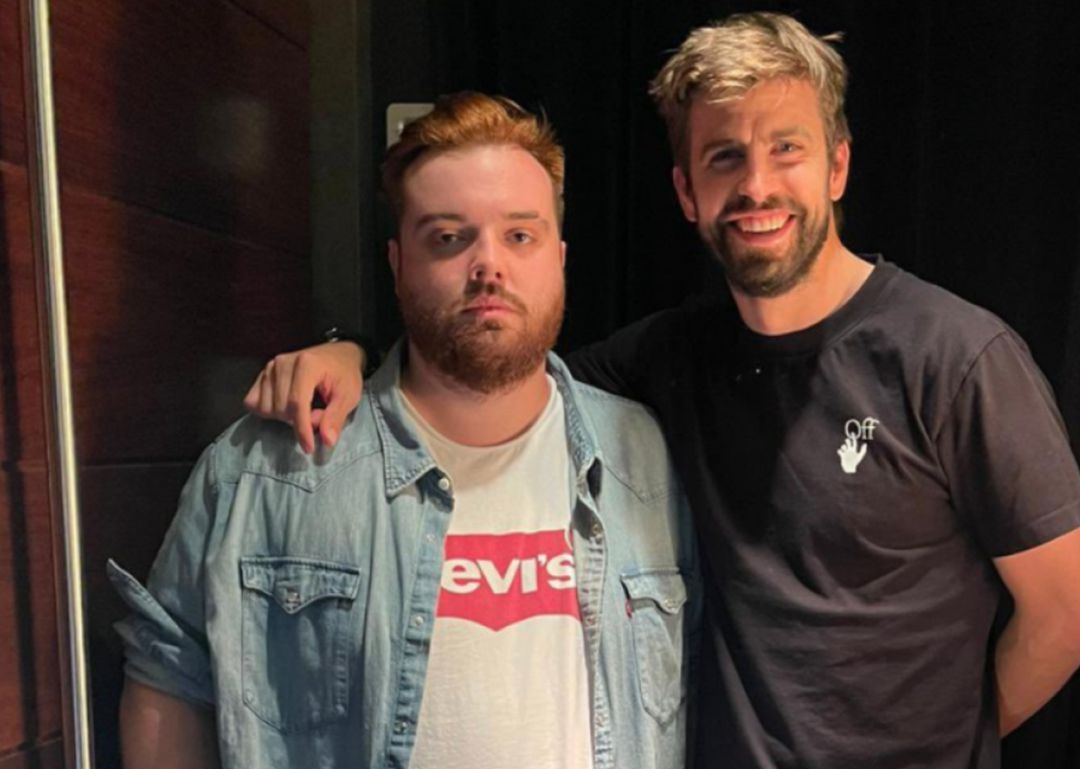 Ibai junto a Gerard Piqué Ibai junto a Gerard Piqué
