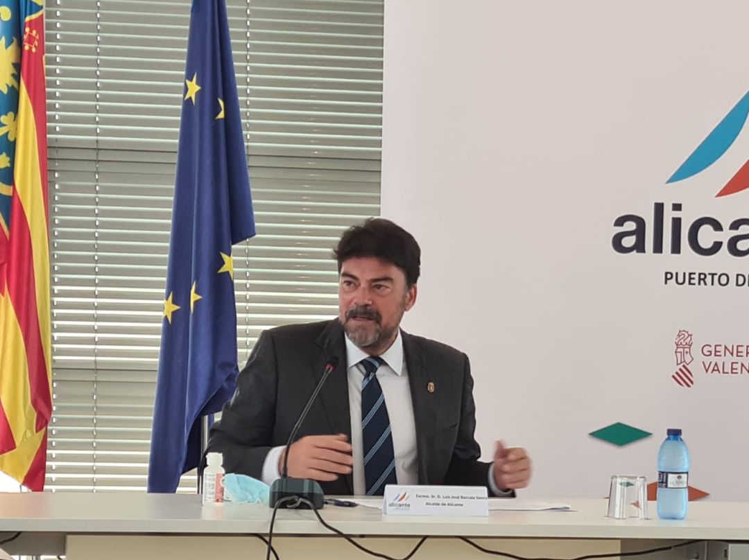 Luis Barcala en una rueda de prensa Luis Barcala en una rueda de prensa