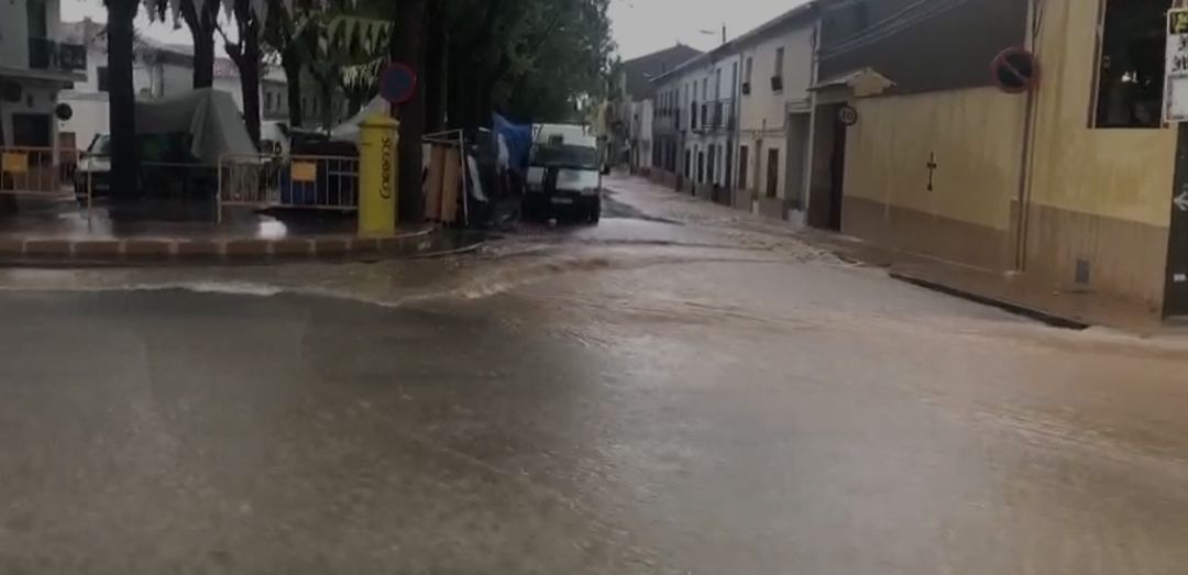 Riada en una de las calles de Las Pedroñeras Riada en una de las calles de Las Pedroñeras