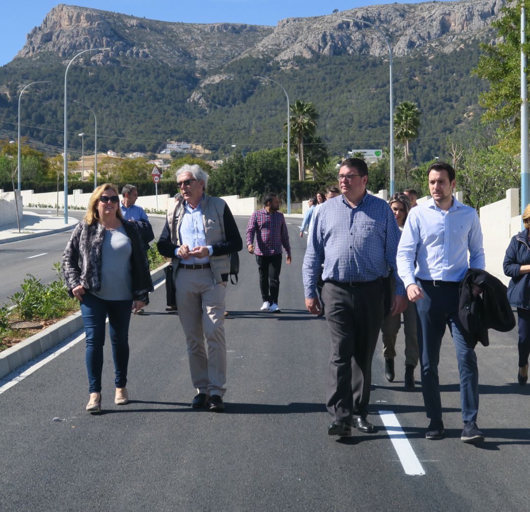 Miembros del ejecutivo calpino en una visita institucional Miembros del ejecutivo calpino en una visita institucional