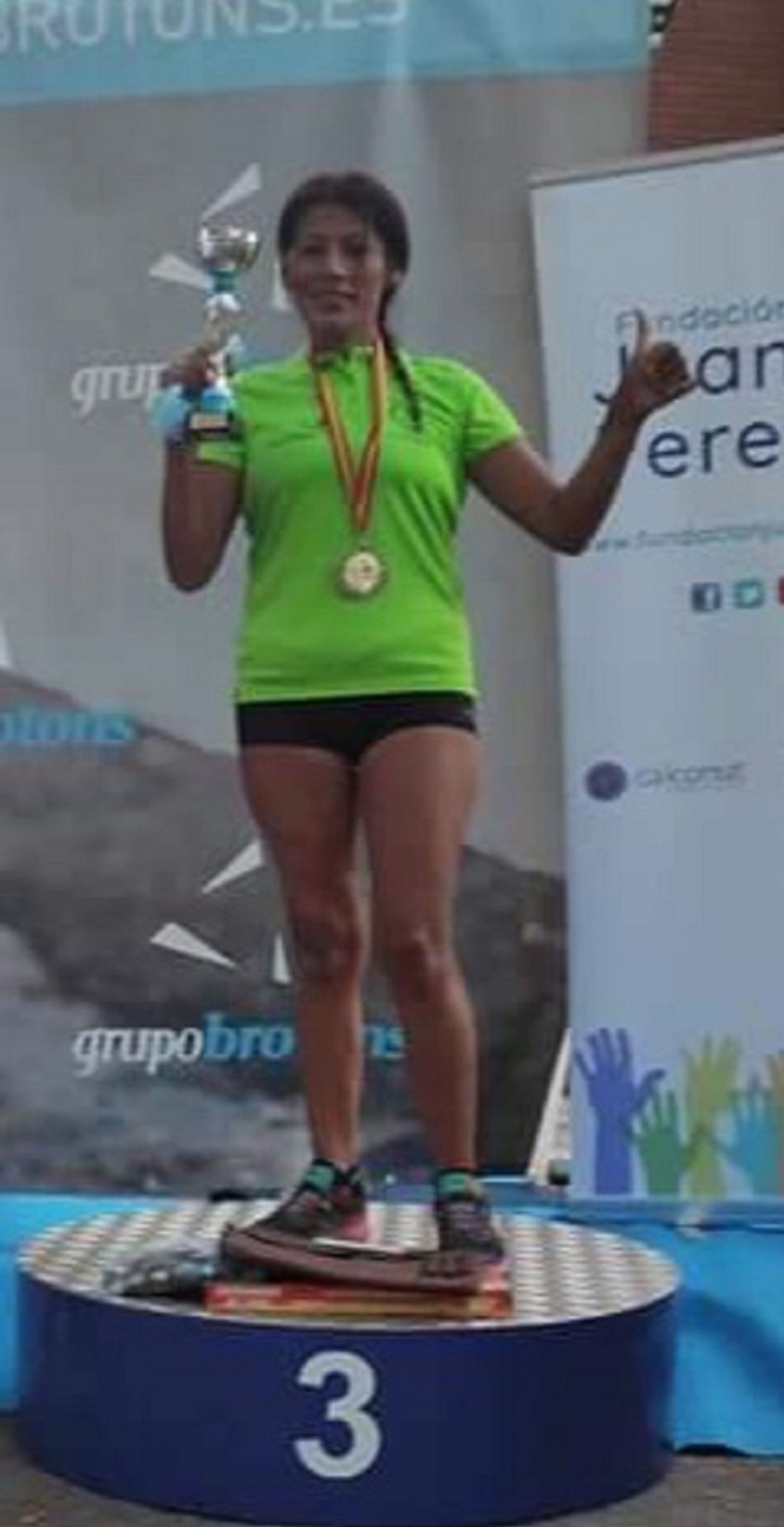 Ana Badillo subió al podio en El Campello (Alicante) Ana Badillo subió al podio en El Campello (Alicante)