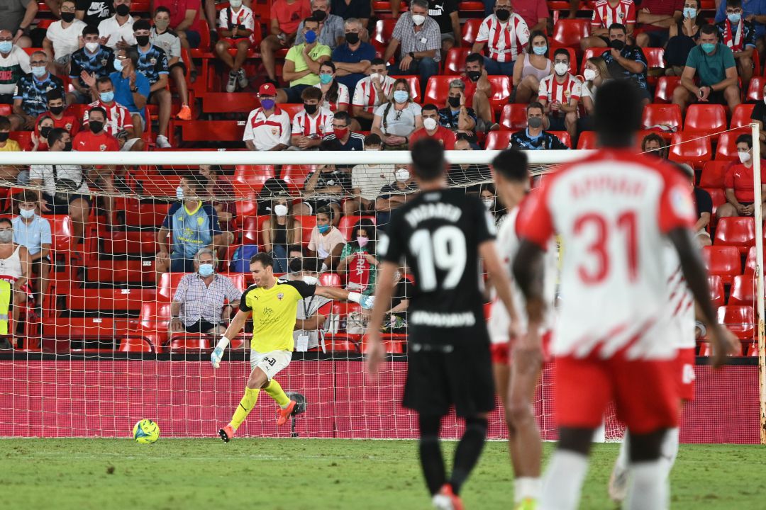 Fernando en el partido ante el Málaga. Fernando en el partido ante el Málaga.