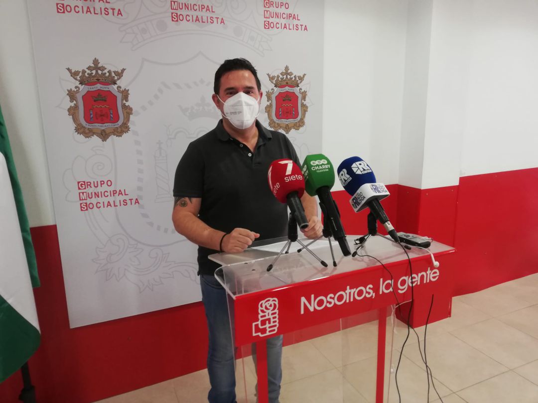 Juan Carlos González, en la sede del PSOE de Ronda este miércoles Juan Carlos González, en la sede del PSOE de Ronda este miércoles