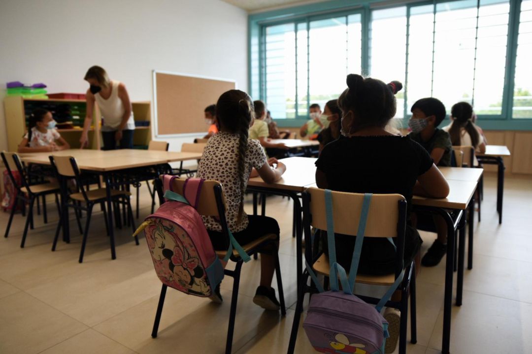 Alumnos de Primaria durante una clase Alumnos de Primaria durante una clase
