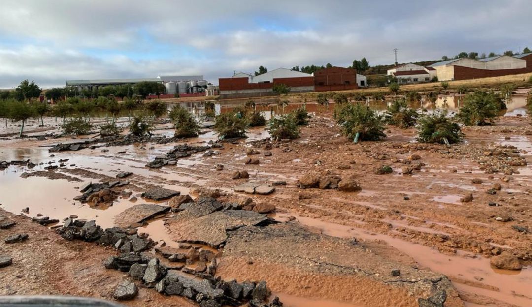 Varios pueblos de la provincia, como Iniesta, sufrieron graves daños por las tormentas Varios pueblos de la provincia, como Iniesta, sufrieron graves daños por las tormentas