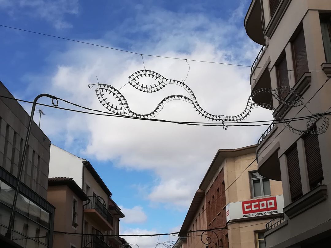 Luces ornamentales en la calle Isilla Luces ornamentales en la calle Isilla