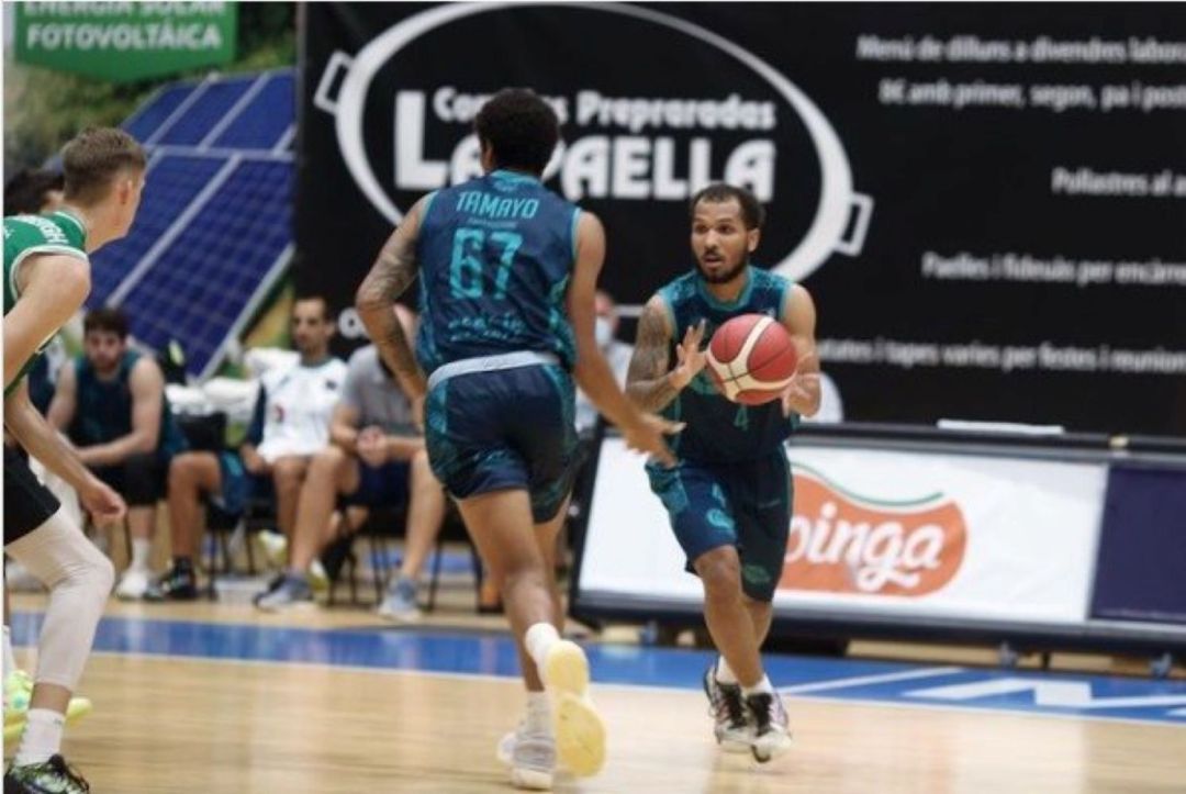 El nou base de l'Hestia Menorca ha presentat les seves credencials en aquest torneig i permet albirar que serà un dels grans protagonistes de la temporada. El nou base de l'Hestia Menorca ha presentat les seves credencials en aquest torneig i permet albirar que serà un dels grans protagonistes de la temporada.