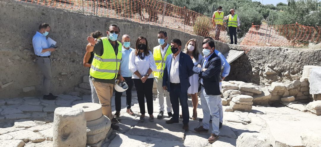 Visita a las obras de la Cisterna Romana 'La Calderona' en Porcuna. Visita a las obras de la Cisterna Romana 'La Calderona' en Porcuna.