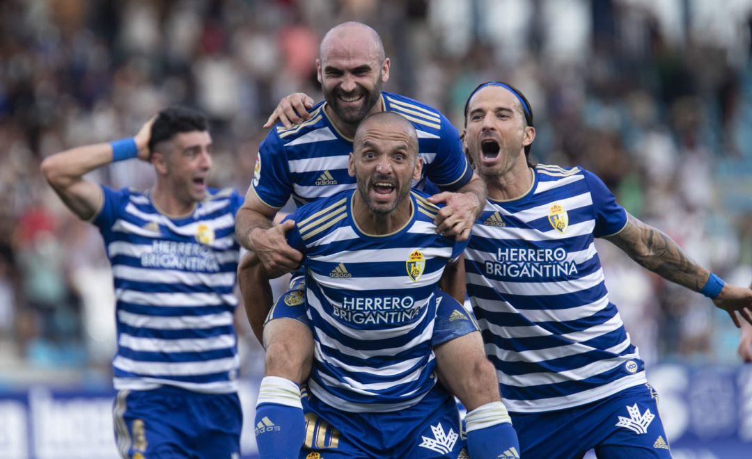 La Deportiva sigue invicta en el Toralin La Deportiva sigue invicta en el Toralin